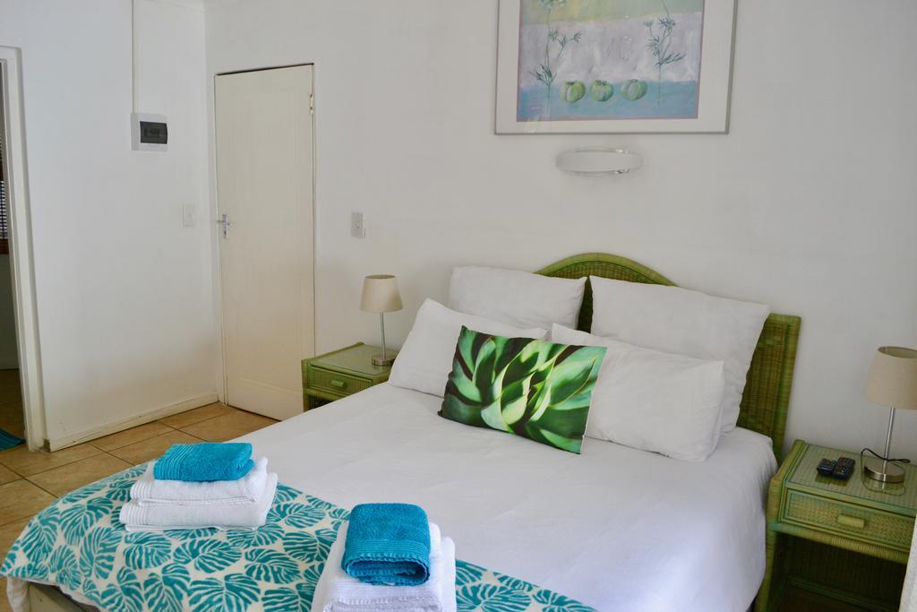The Green Palm Cottage Plettenberg Bay Εξωτερικό φωτογραφία